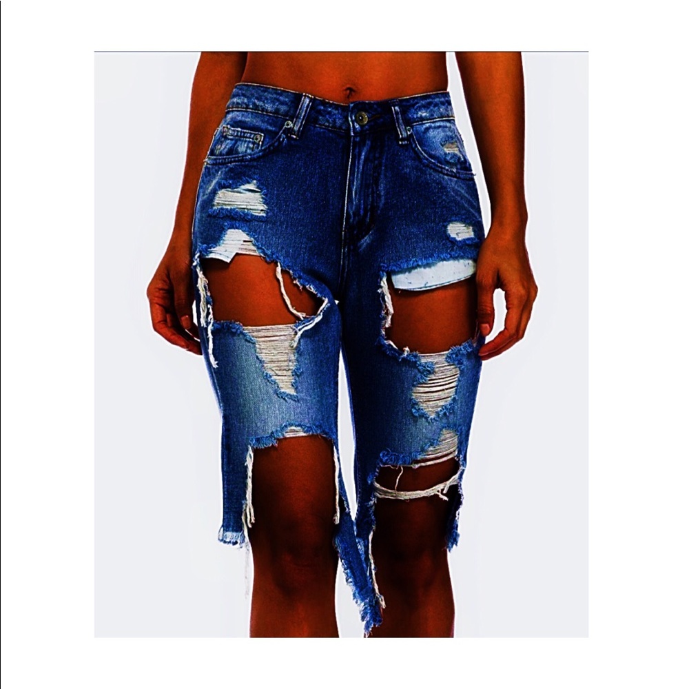 Forever 21 Ripped Jean High-waist Shorts, Size 30